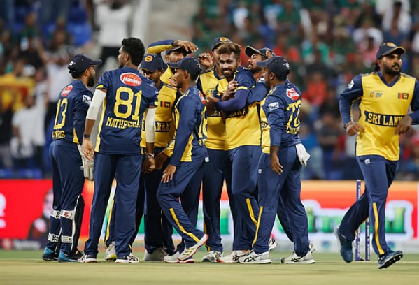 আবুধাবির রাত! বাংলাদেশি দর্শকদের মুখ তখন হতাশার প্রতিচ্ছবি