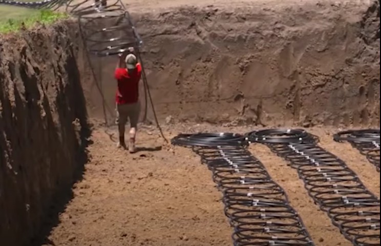 মাটির নিচে পাইপ বসিয়ে প্রাকৃতিক এয়ার কন্ডিশনার