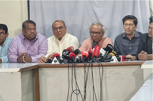 খালেদা জিয়ার অবস্থা অপরিবর্তিত, মশাল রোড শো কর্মসূচি স্থগিত: রিজভী